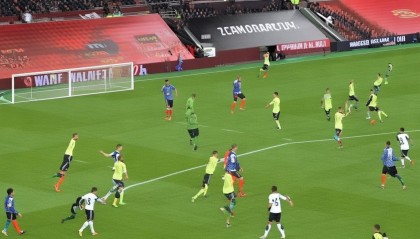 阿隆索孤注一掷！清洗皇马1亿天王，钦点6000万新核+曼联失意神锋